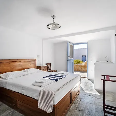 Serifos Houses Diasella Villa