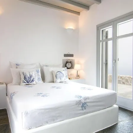 Serifos Houses Diasella *